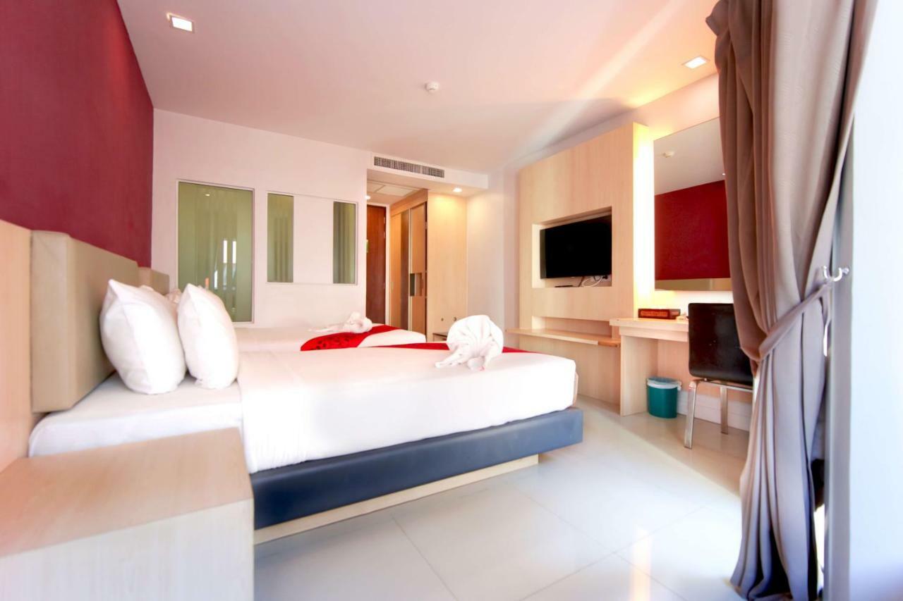 Andatel Grande Patong Phuket Exterior foto